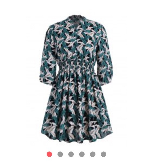 Palm Leaf Print Pleated Dress - Picture 7 of 7